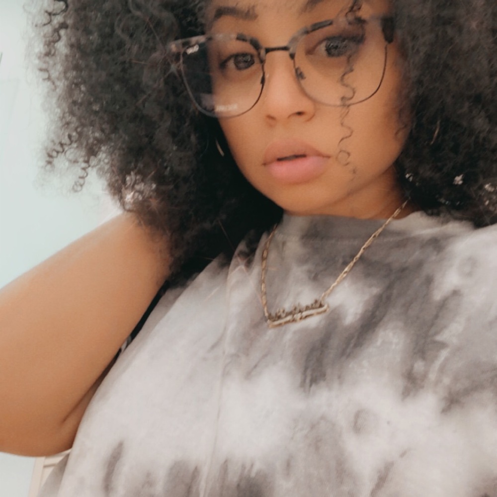 Meet your Posher, Jenae